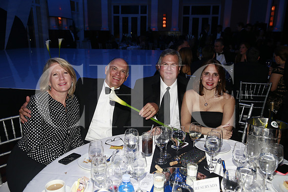 Elizabeth Salinas, Eugenio Salinas, Jorge Garcia y Adriana Coindrau de Garcia