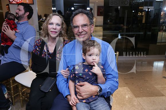 Patricia Rodríguez de Marcos, Juan Guadalupe Marcos y Fernando Marcos 0