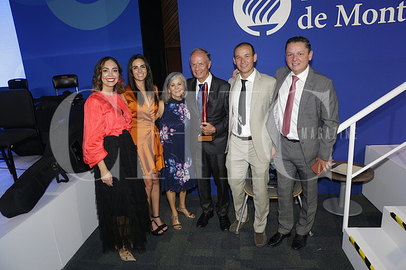 Evangelina Lopez, Yolanda Gomez, Belen Barba, Jose Francisco Arteaga, Jose Francisco Arteaga y Fernando Arteaga 5