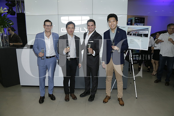 René Becerra, Tony Chi, Alfredo Villanueva y Shichuan Zhufu (2)