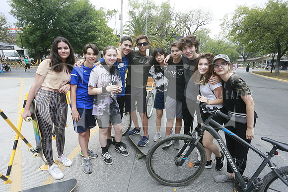 Camila Rios, Lucas Irias, Roberta de Villa Adrian Salinas, Patricio Villarreal, Yuna Yua, Carlo Autrique, Alberto Pérez, Sara de la Garza, y Valeria Hernandez