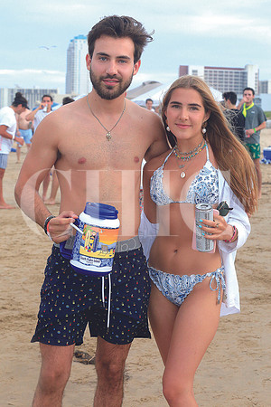 MAURICIO ANDONIE Y FLORENCIA HINOJOSA