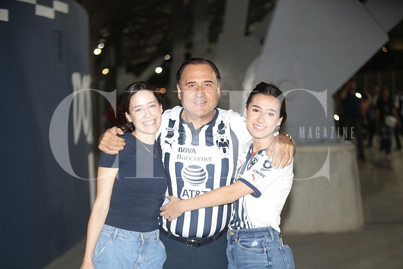 Paulina Garza Martinez, Andres Garza Herrera y Maru Garza Martinez 7