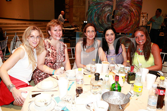 Sharón Pérez, Martha Martínez, Gabriela May, Mónica Gaytán y  María Fernanda Navarro
