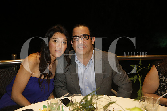Beba Vázquez de De la Cruz y Víctor De la Cruz