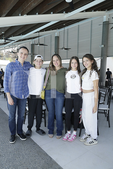 Badir Treviño, Badir Treviño, Gaby Galván, Romina Treviño y Camila Treviño (2)