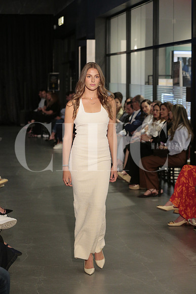 Pasarela 61