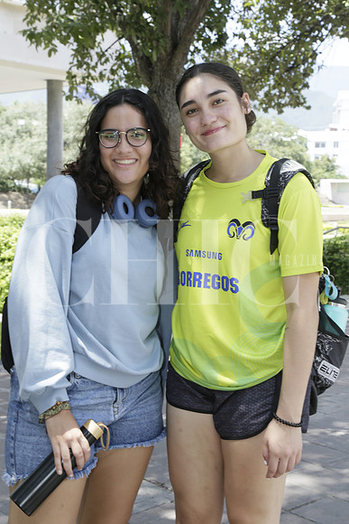 Gabriela Conde y Julia Rubio
