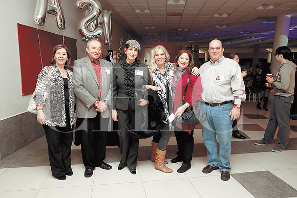 Alejandra De León de Zamacona, Ernesto Villarreal, Cecilia Montemayor de Villarreal, Claudia Bauman, Nora  Balli y Steve Evans
