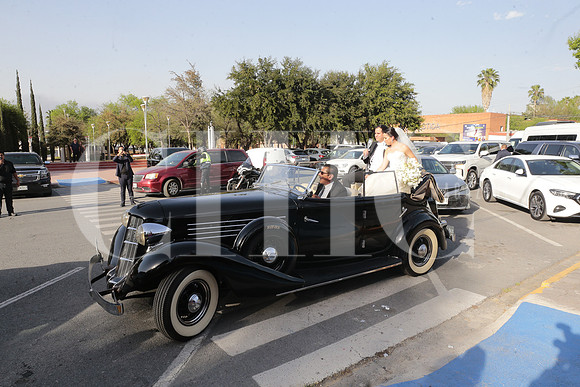 Andrea Lobo y Francisco Garcia 44