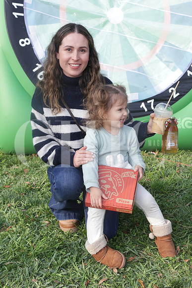 Karina Lópoez y Catalina Fernández 0
