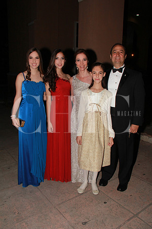 Catalina Palazuelos, Isabel Palazuelos, Elsa Garza de Palazuelos, Fernando Palazuelos y María Palazuelos