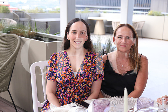 Roberta Garza y Paola Zubieta 0