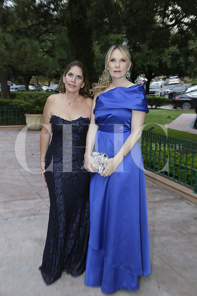 Angelica Rodríguez de Santillán y Adriana Ibarra