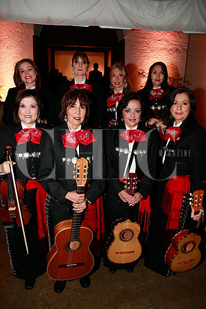Elizabeth Guajardo, Tere Rivero, Verónica Salinas, Silvia Tamborrel, Valeria Yturria, Lucía Fernández, Claudia Gutiérrez y Silvia González