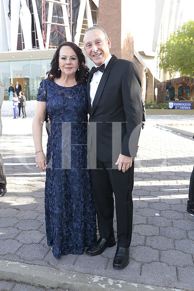 Adriana Montemayor y Eugenio Martinez Serna 2