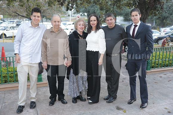 Jorge Villaseñor, Jesus Garza, Rosario Garcia, Rosario Garza, Luis Villaseñor y Luis Pablo Villaseñor 2