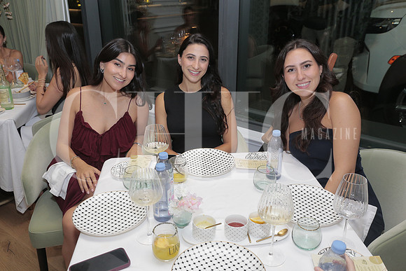 Magaly Saenz, Mariana Kalifa y Andrea Kalifa 2