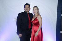 Carlos Rivera y Selene Valadez