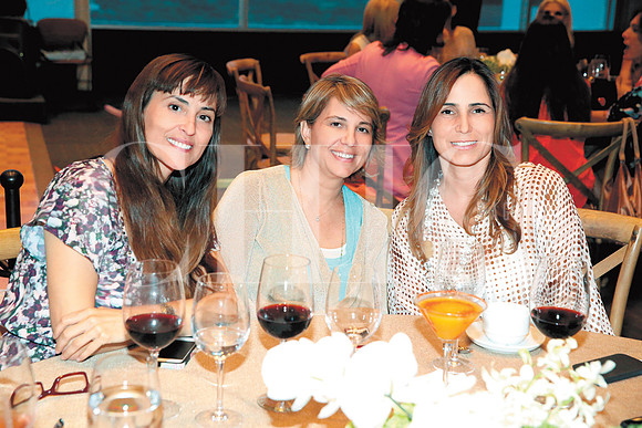 Raquel Guajardo, Rebeca Garza y Cristina Canales