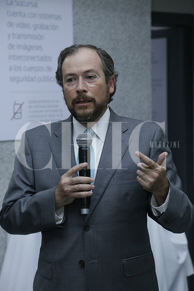 Adrián Lozano (3)