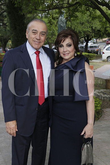 Luis Lauro Martínez y Mayra Lozano de Martínez
