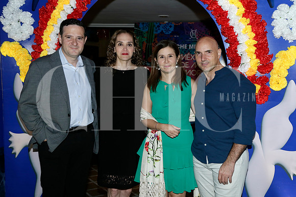 Luis Villanueva, Lorena Treviño de Villanueva, Consuelo Lankenau de Aguirre y Álvaro Aguirre