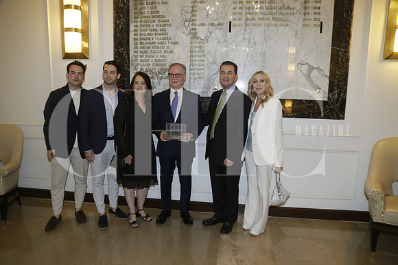 Gastón Iturralde, Alejandro Iturralde, Piny Zambrano de Iturralde, Luis Iturralde, Gonzalo Lozano y Dora Pérez de Lozano (2)