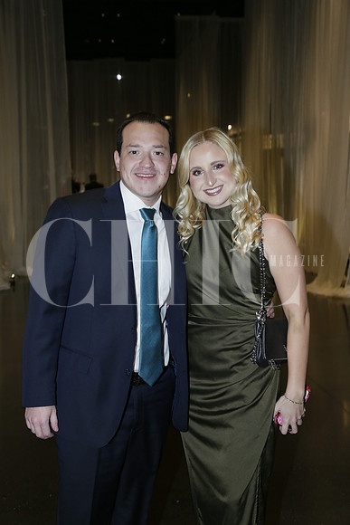 Adrian Virgilio y Carola Herrera