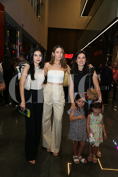 Valeria Zambrano, Melisa Morales, Ana Karen Aguirre, Camila Gil y Regina Gil 0