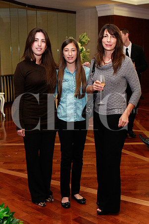 Paola Domínguez, Andrea Domínguez y Rosa Valdés