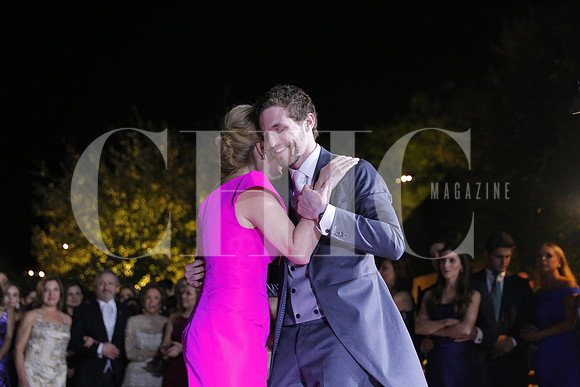 Jorge Canavati bailando con su madre (12)