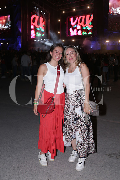 Isabela Carmona y Paty García de Carmona 0