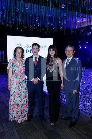 Ana Verónica Martínez de González, Luis González, Ana Verónica González y Luis Manuel González (2)