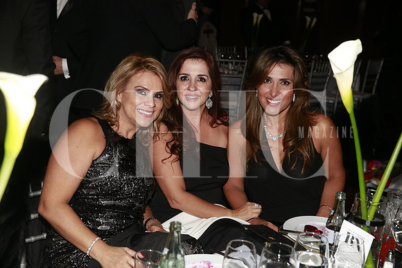 Edith de Canales, Magaly de Villaseñor y Laura Gallardo