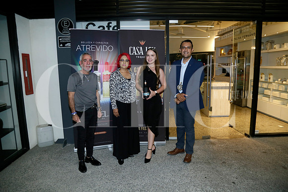 William Marcos, Rosalia Lazarin, Paola Garza y Marco Muñoz (2)